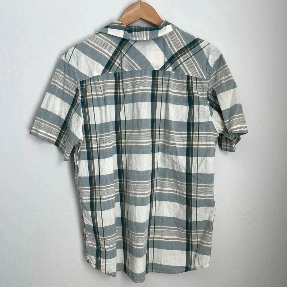 The North Face Men's Teal Green Plaid Short Sleeve Button Up Shirt Size Medium